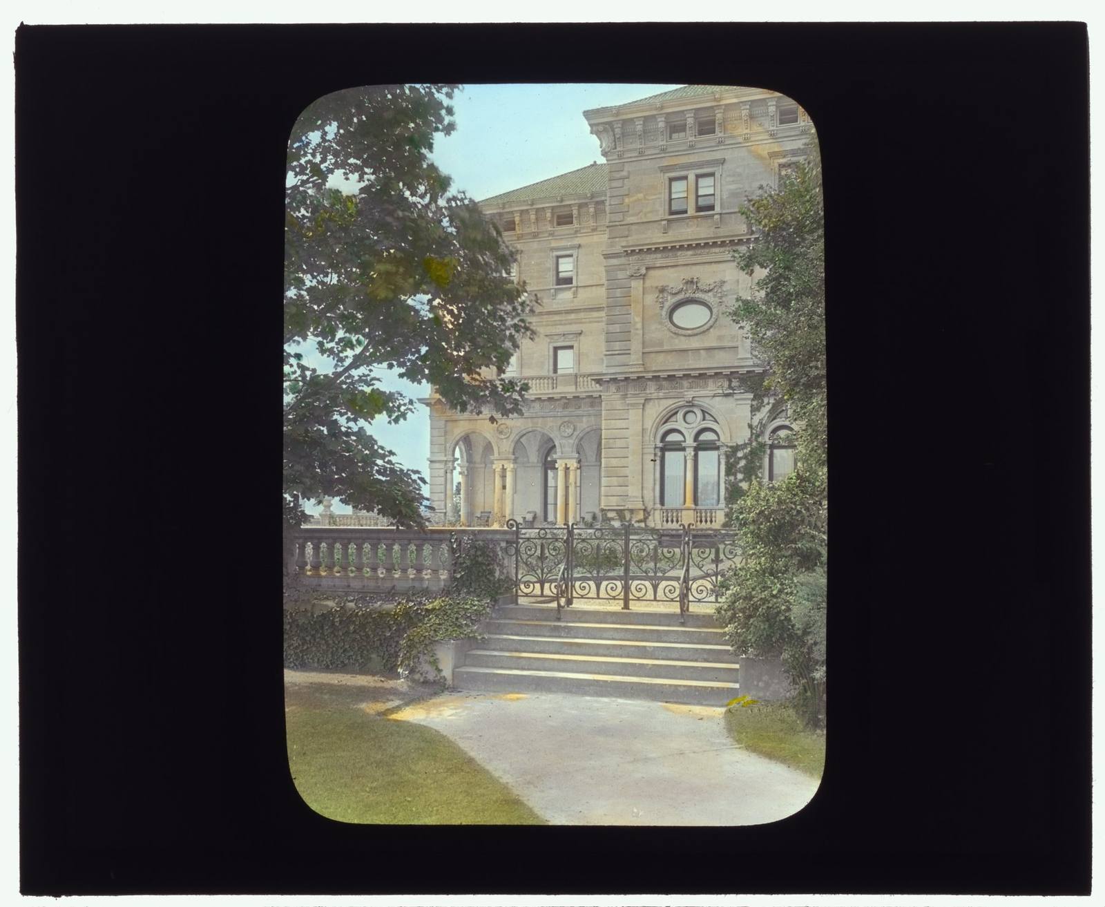 The Breakers, Newport, the garden gate and approach in 1914