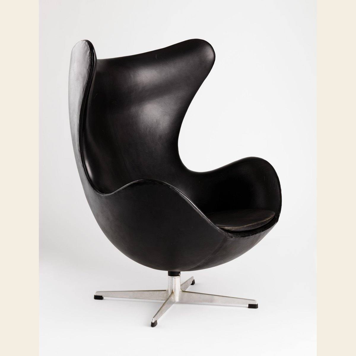 The Egg chair by Arne Jacobsen, photographed in the Nasjonalmuseet collection