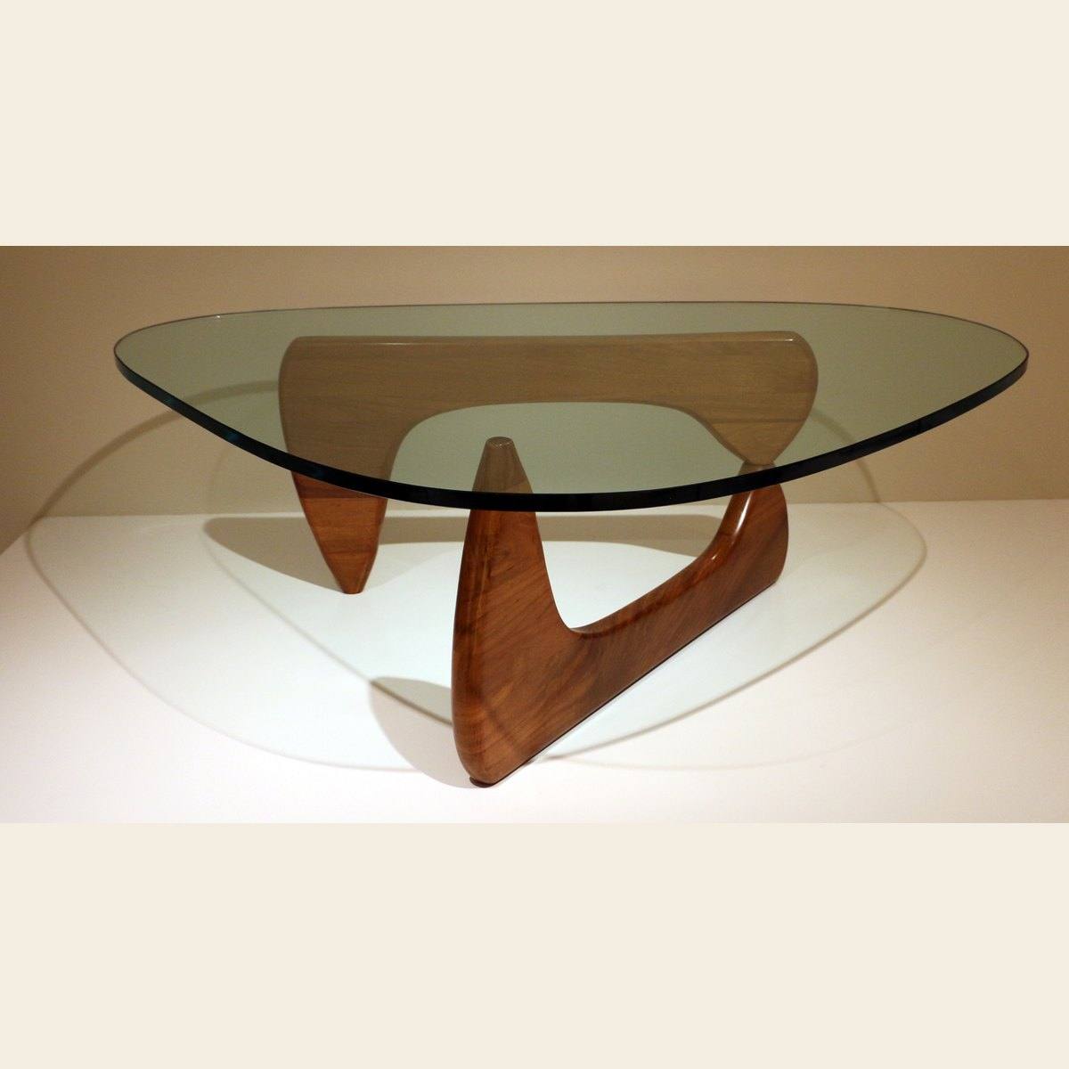 Isamu Noguchi's coffee table design, an early Herman Miller IN-50 version, photographed in a museum collection