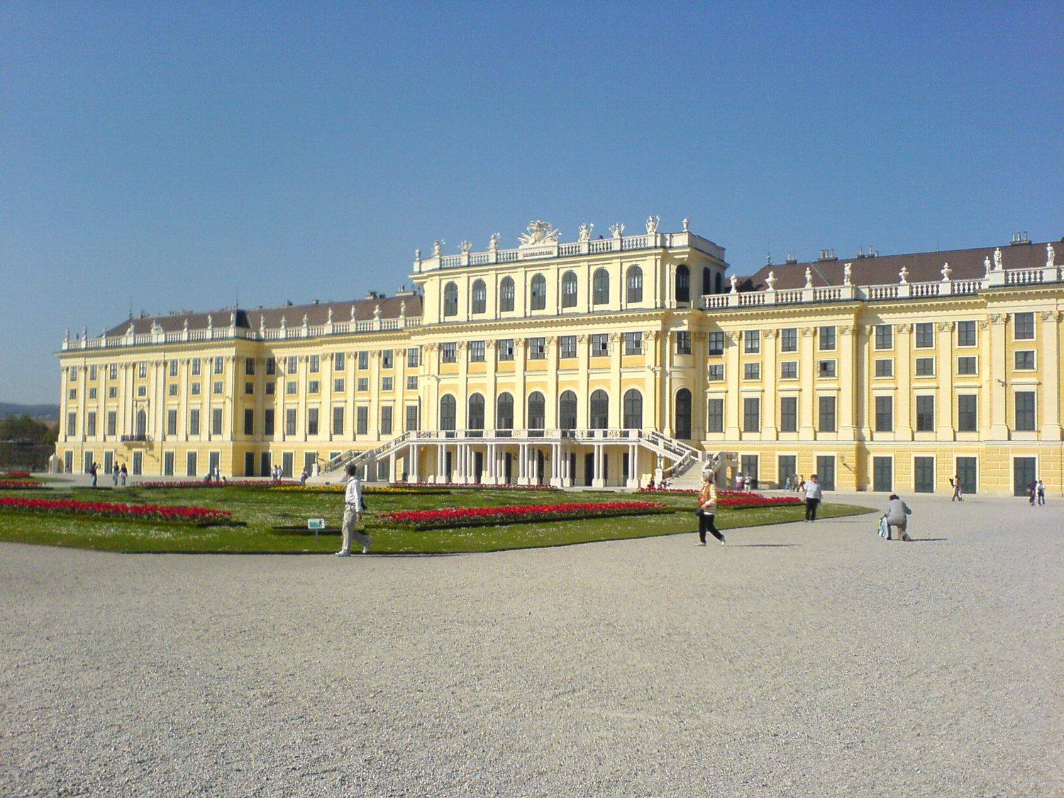 The garden facade of Schönbrunn Palace, Vienna, on a clear day
